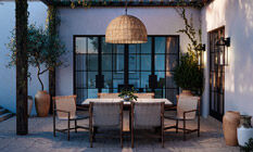 lny-guides-thumb-lighting-for-outdoor-living-2026