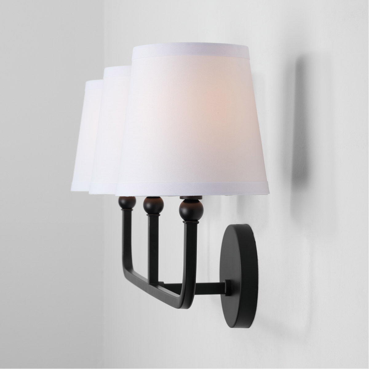 Dawson 3 store light vanity